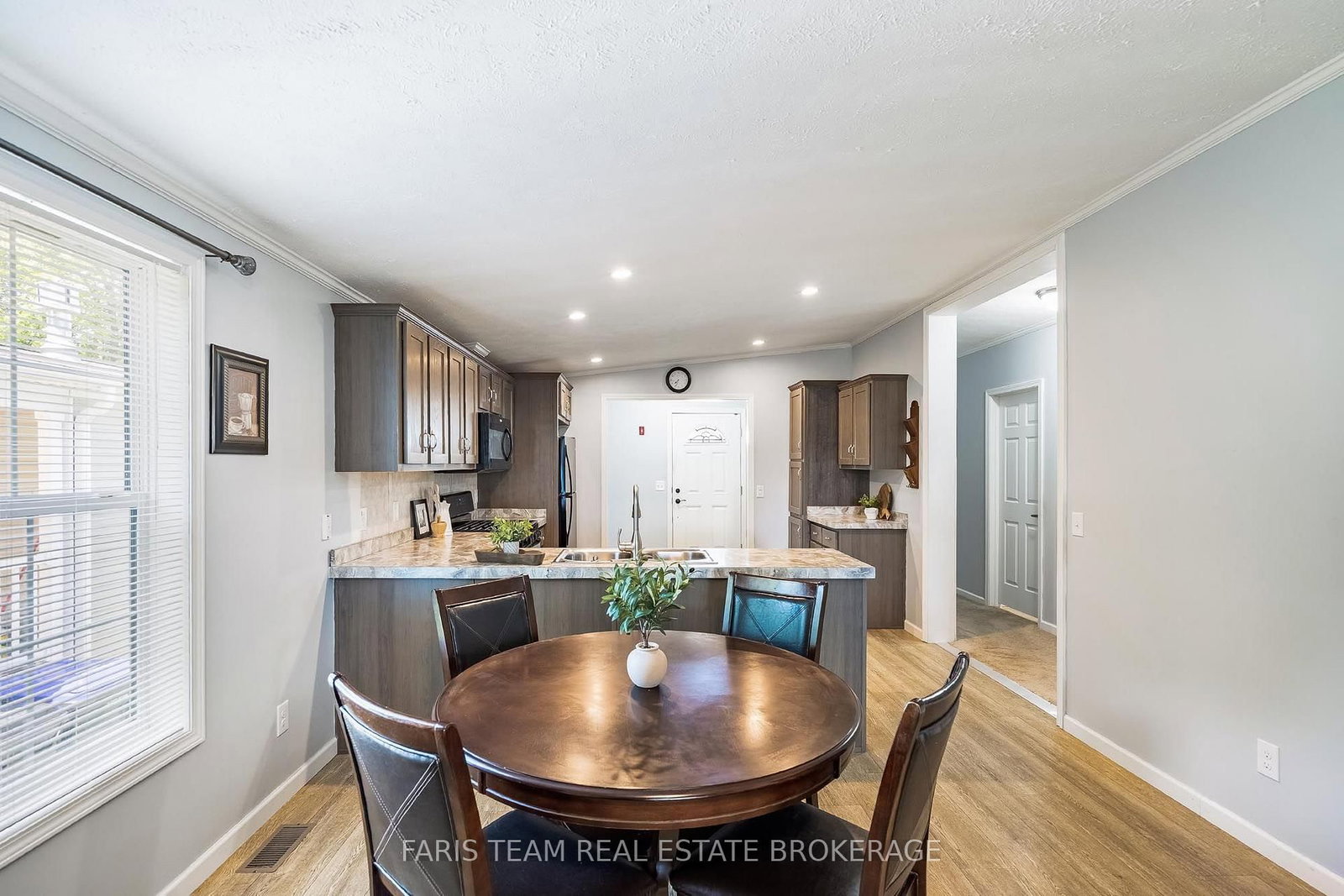 37 Hawthorne Drive • Innisfil, ON photo 11
