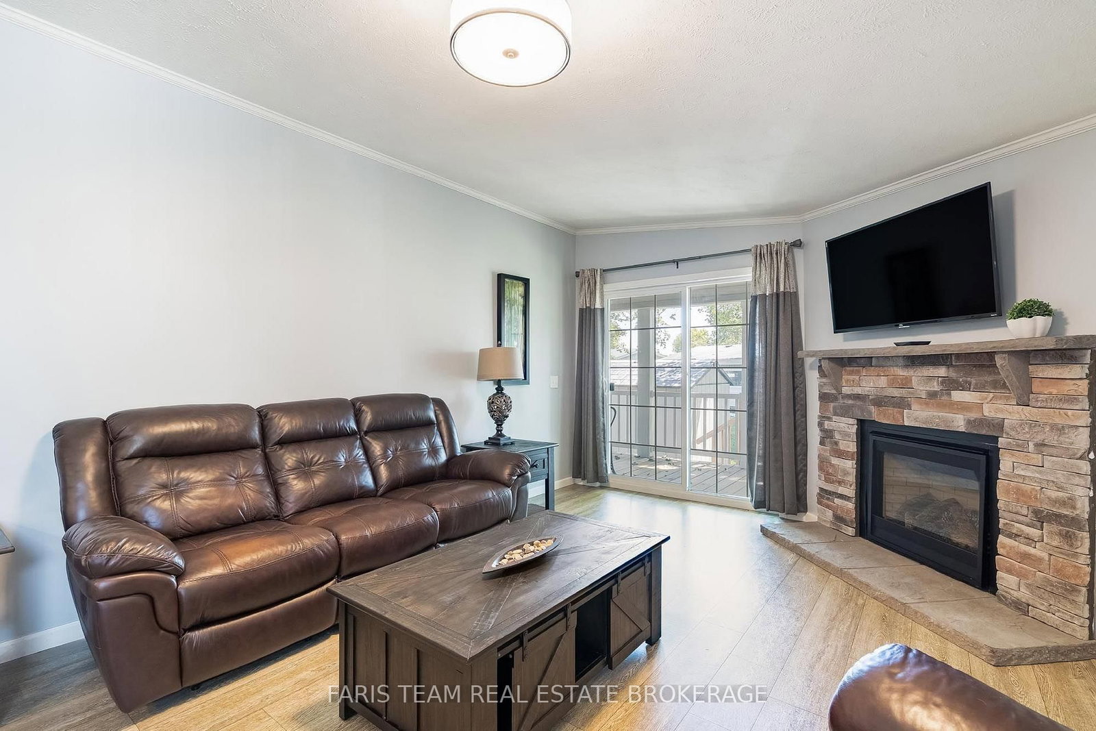 37 Hawthorne Drive • Innisfil, ON photo 14
