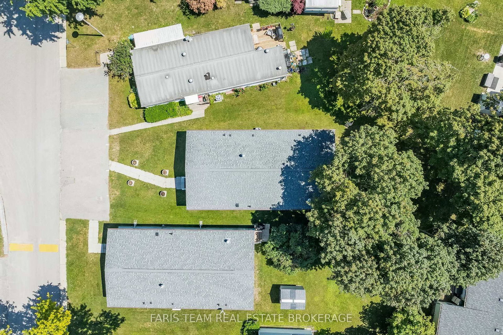 37 Hawthorne Drive • Innisfil, ON photo 32
