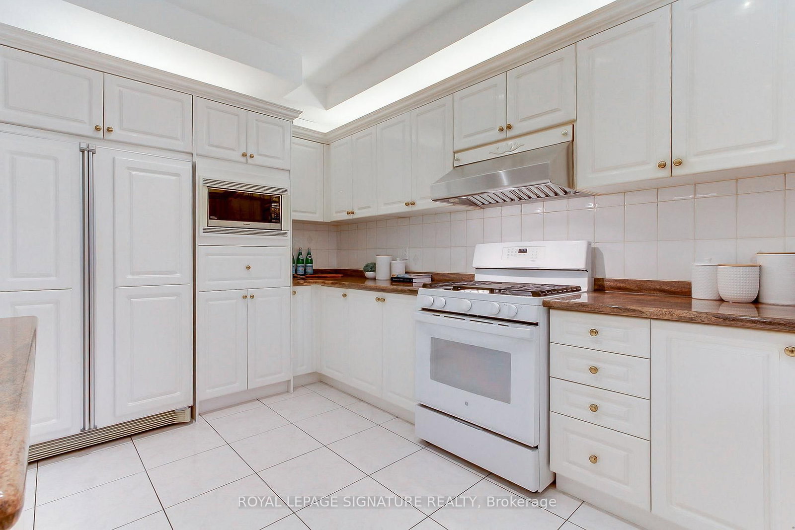 70 Graydon Crescent • Richmond Hill, ON photo 14