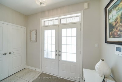 77 Pierce Place • New Tecumseth, ON photo 6