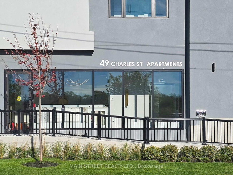 305 - 49 Charles Street