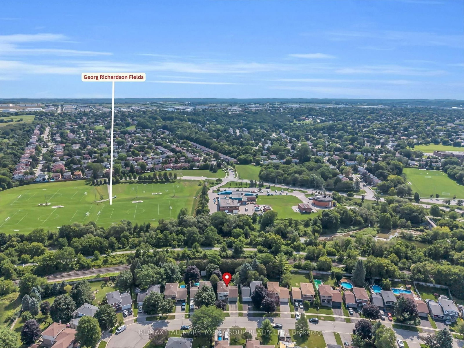 606 Haines Road • Newmarket, ON photo 47