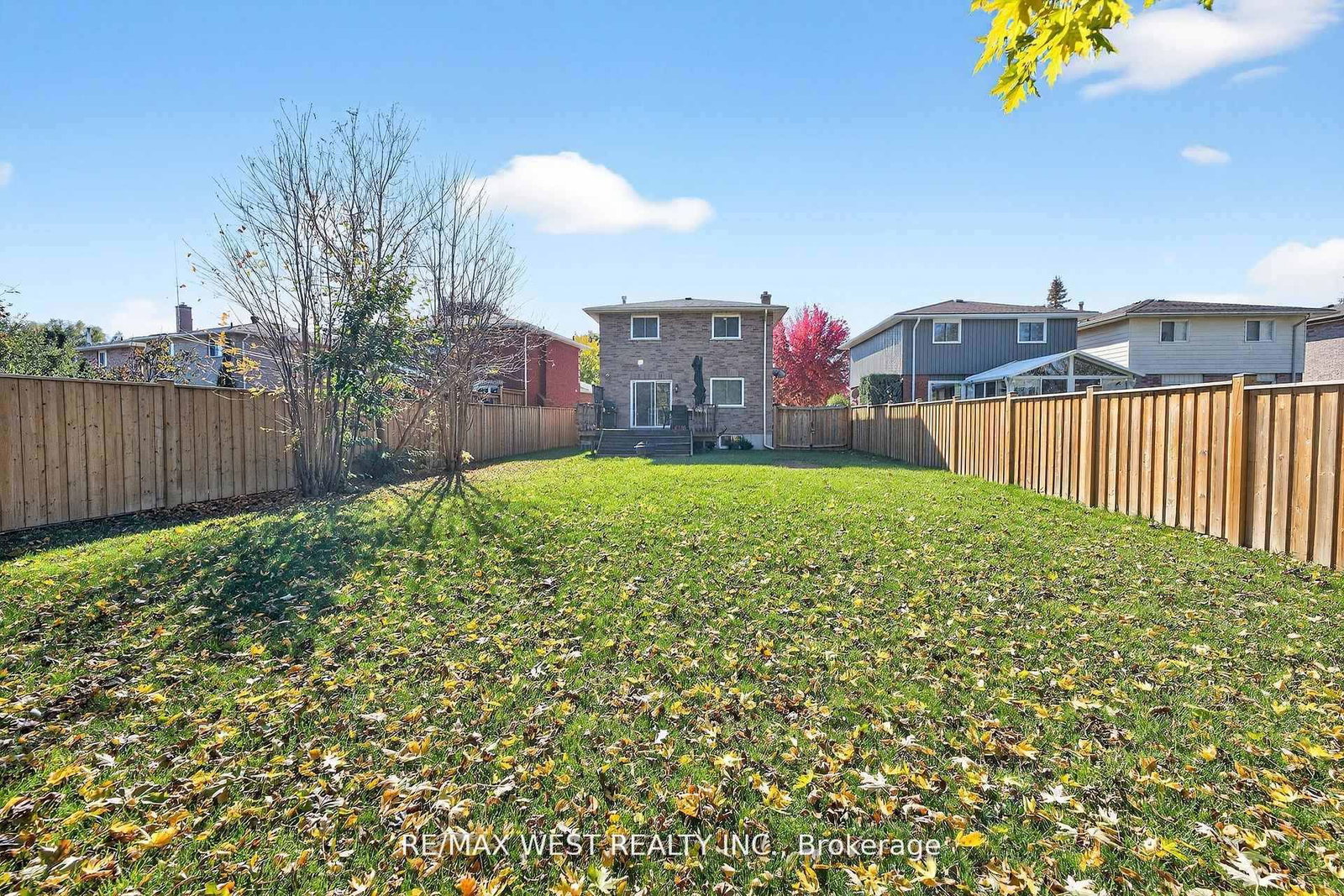 100 Kerr Boulevard • New Tecumseth, ON photo 3