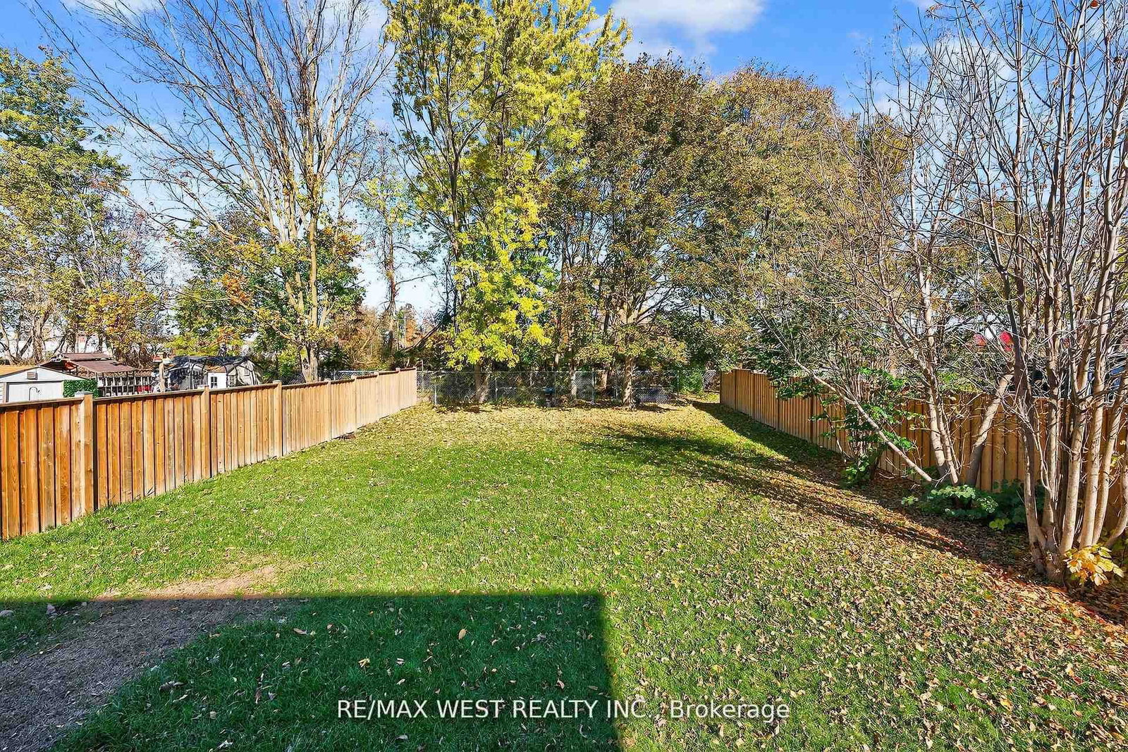 100 Kerr Boulevard • New Tecumseth, ON photo 37