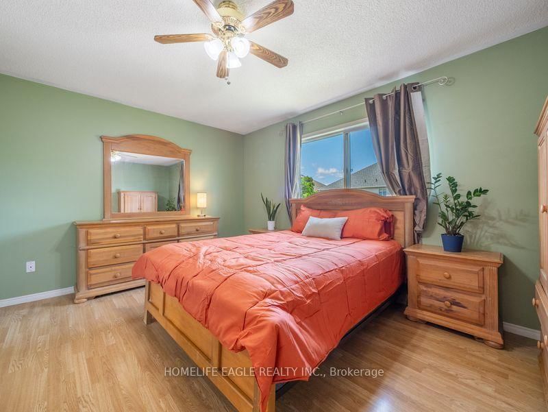 479 Heddle Crescent • Newmarket, ON photo 15