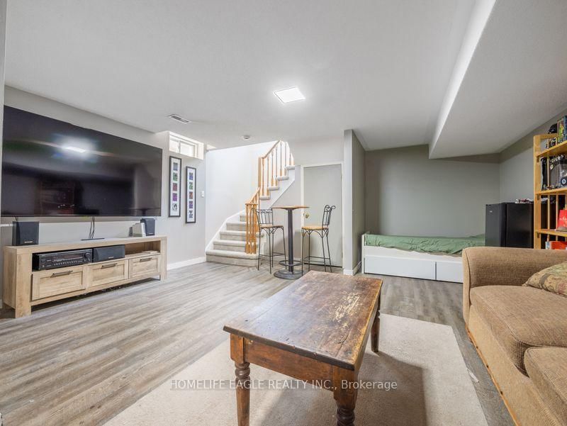 479 Heddle Crescent • Newmarket, ON photo 22