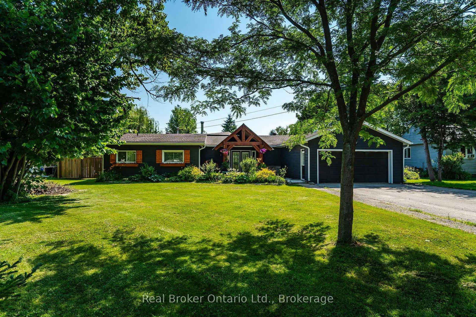 2307 Somers Boulevard • Innisfil, ON photo 1