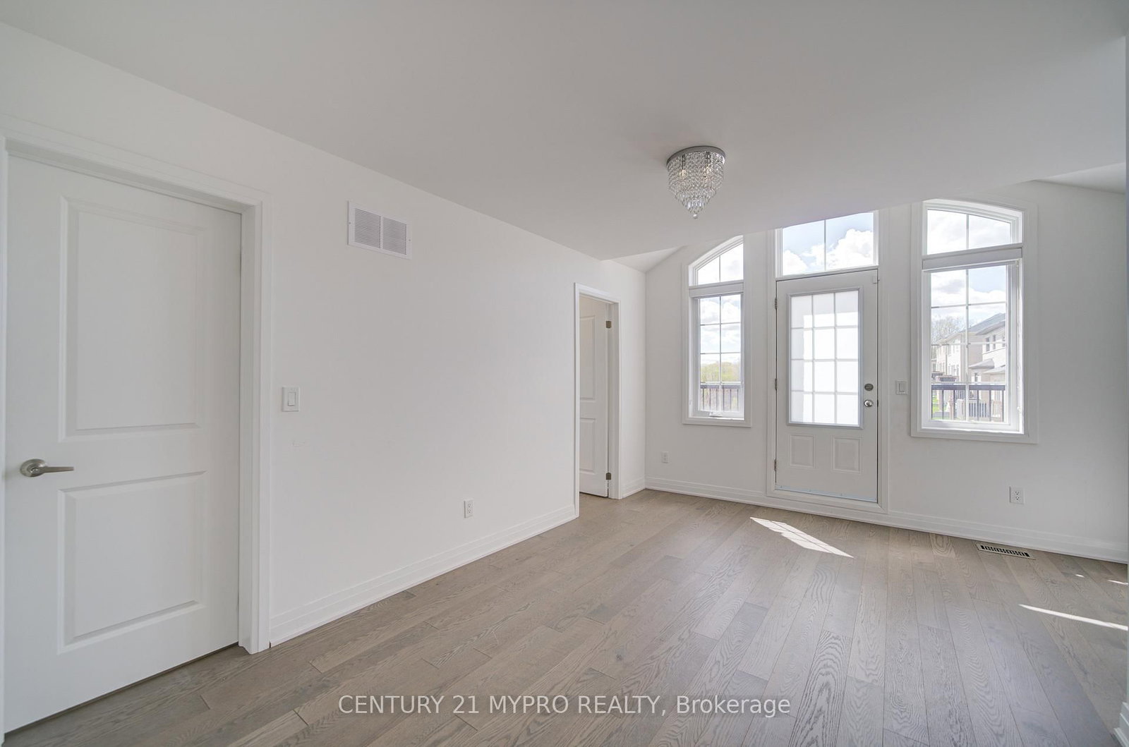 57 Richard Boyd Drive • East Gwillimbury, ON photo 35