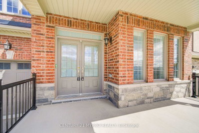 57 Richard Boyd Drive • East Gwillimbury, ON photo 6
