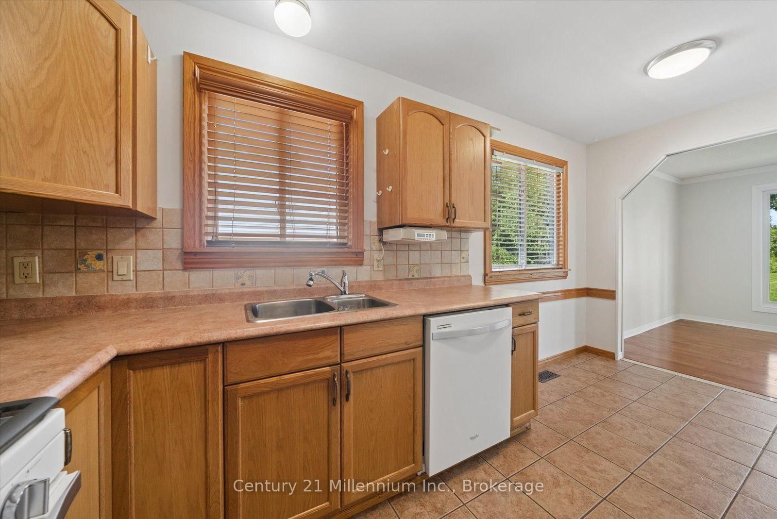 2293 Webb Street • Innisfil, ON photo 14