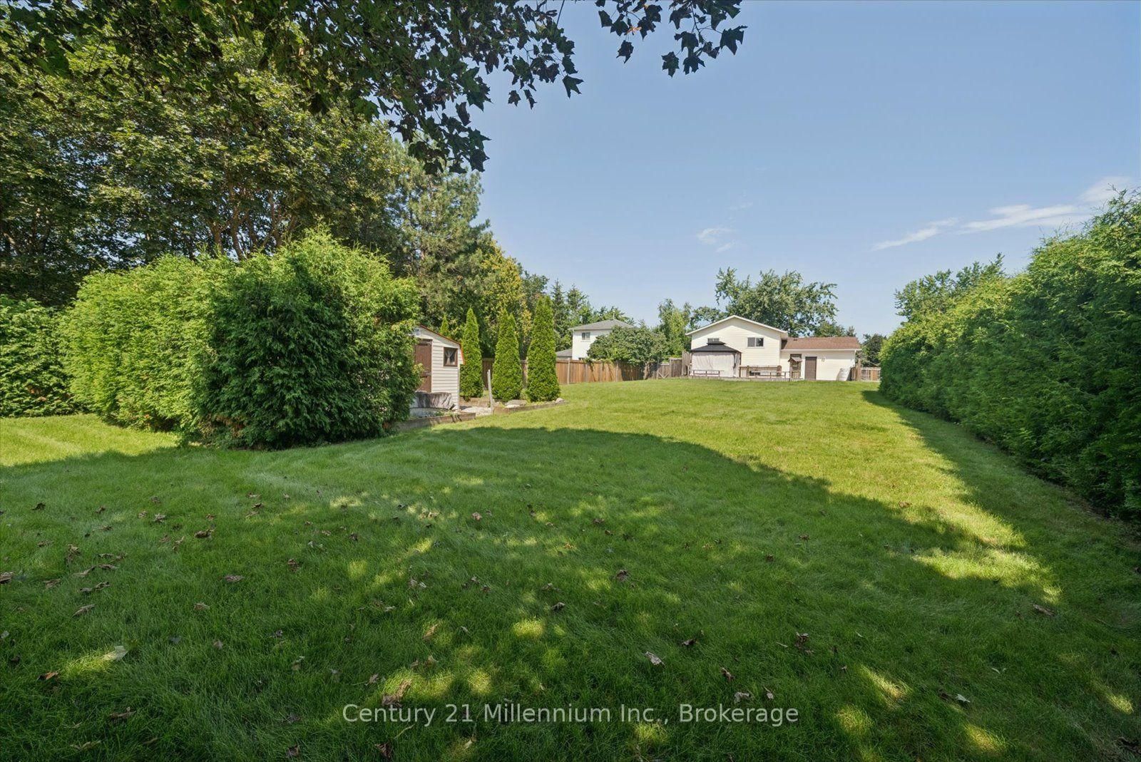 2293 Webb Street • Innisfil, ON photo 38