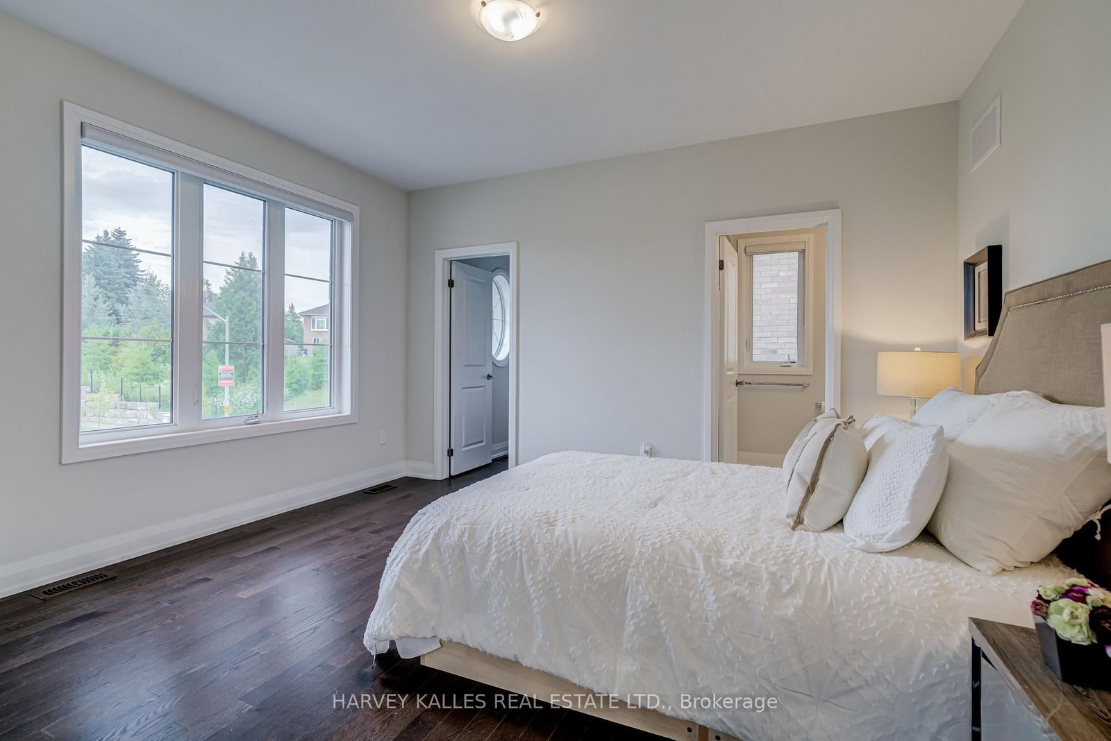 6 Dennis Reed Court • Aurora, ON photo 33
