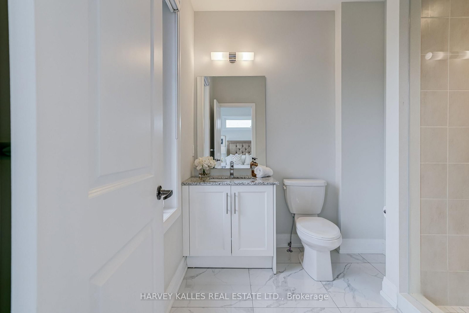 6 Dennis Reed Court • Aurora, ON photo 39
