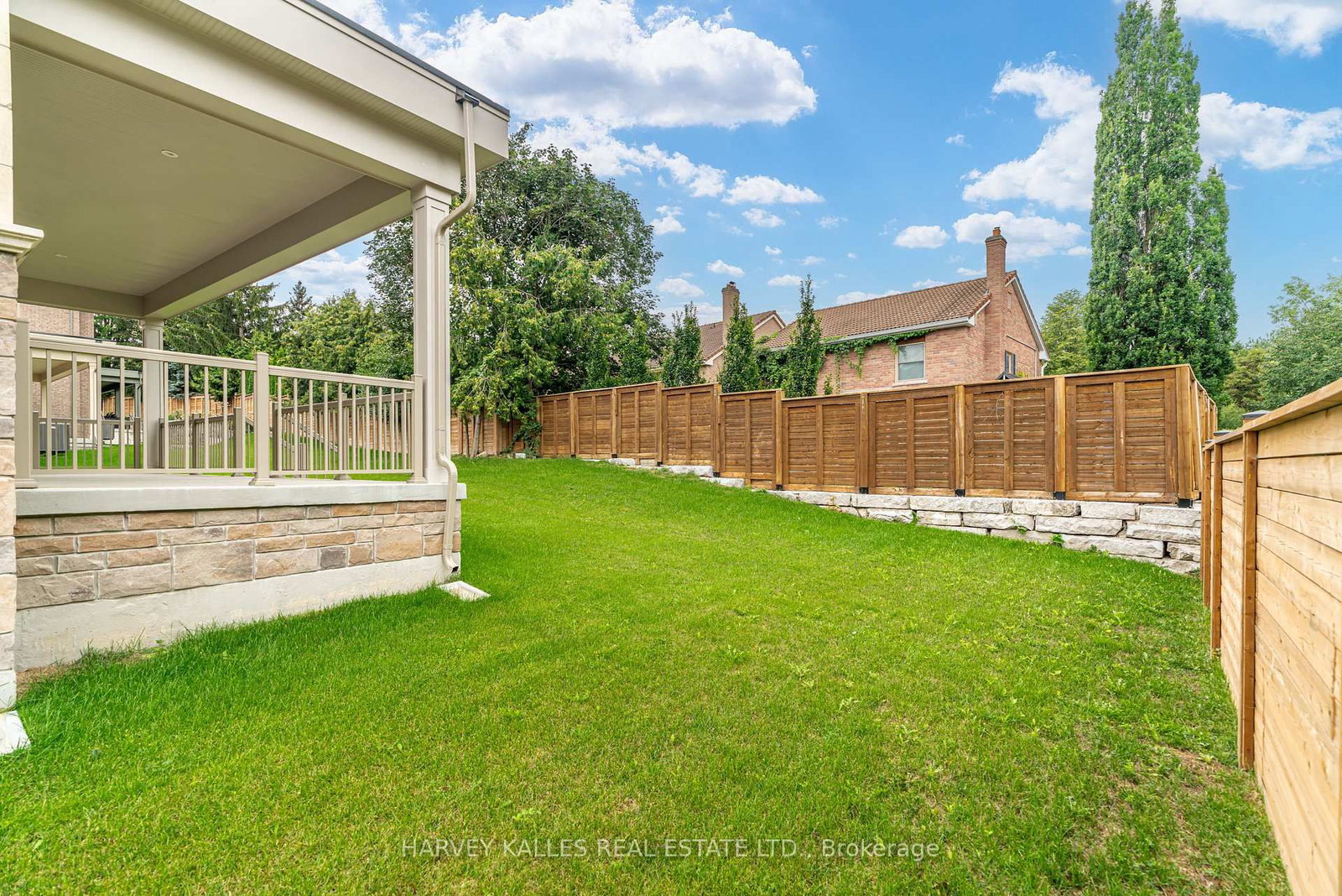 6 Dennis Reed Court • Aurora, ON photo 42