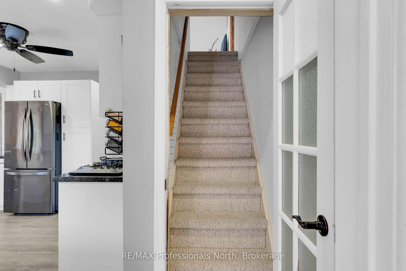 63 The Queensway N • Georgina, ON photo 26