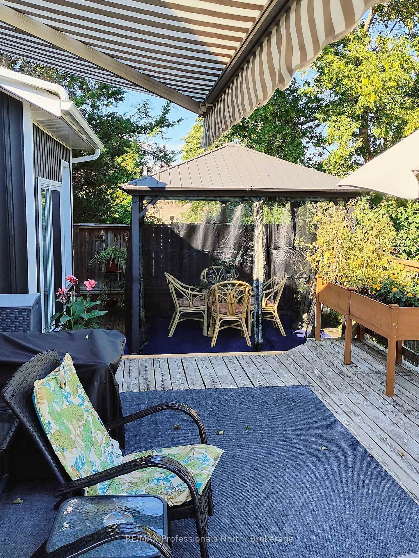 63 The Queensway N • Georgina, ON photo 48