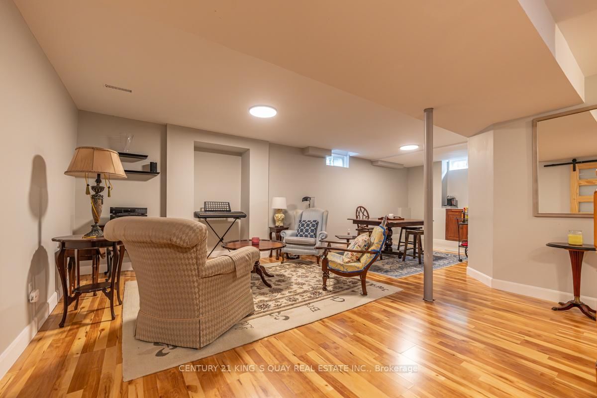 40 Stonehill Boulevard • East Gwillimbury, ON photo 32