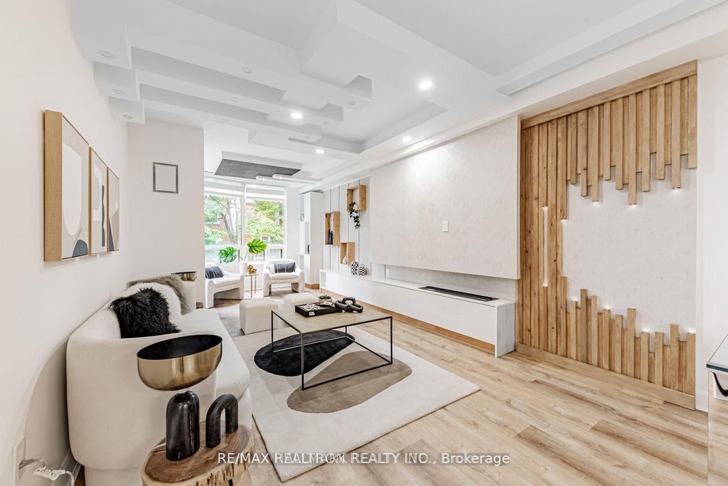 321 - 333 Clark Avenue W 3