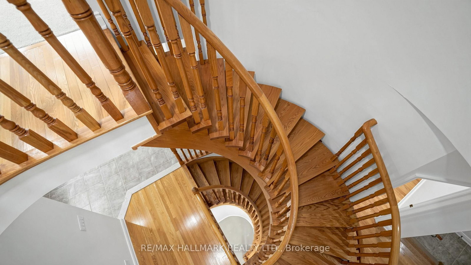 368 Paradelle Drive • Richmond Hill, ON photo 14