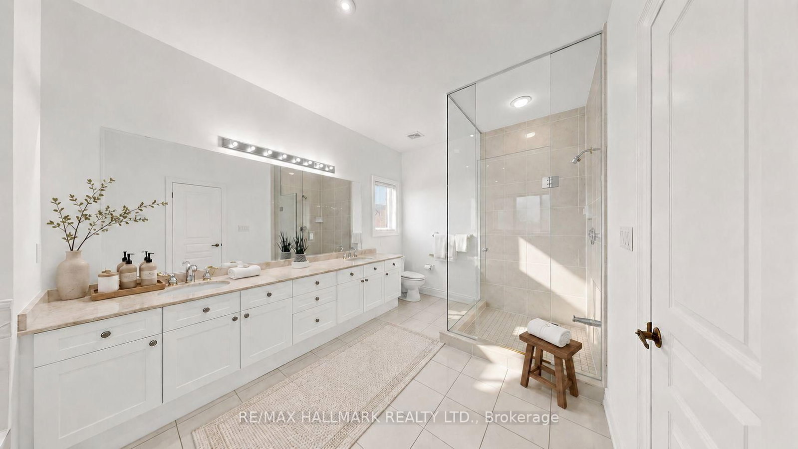 368 Paradelle Drive • Richmond Hill, ON photo 18