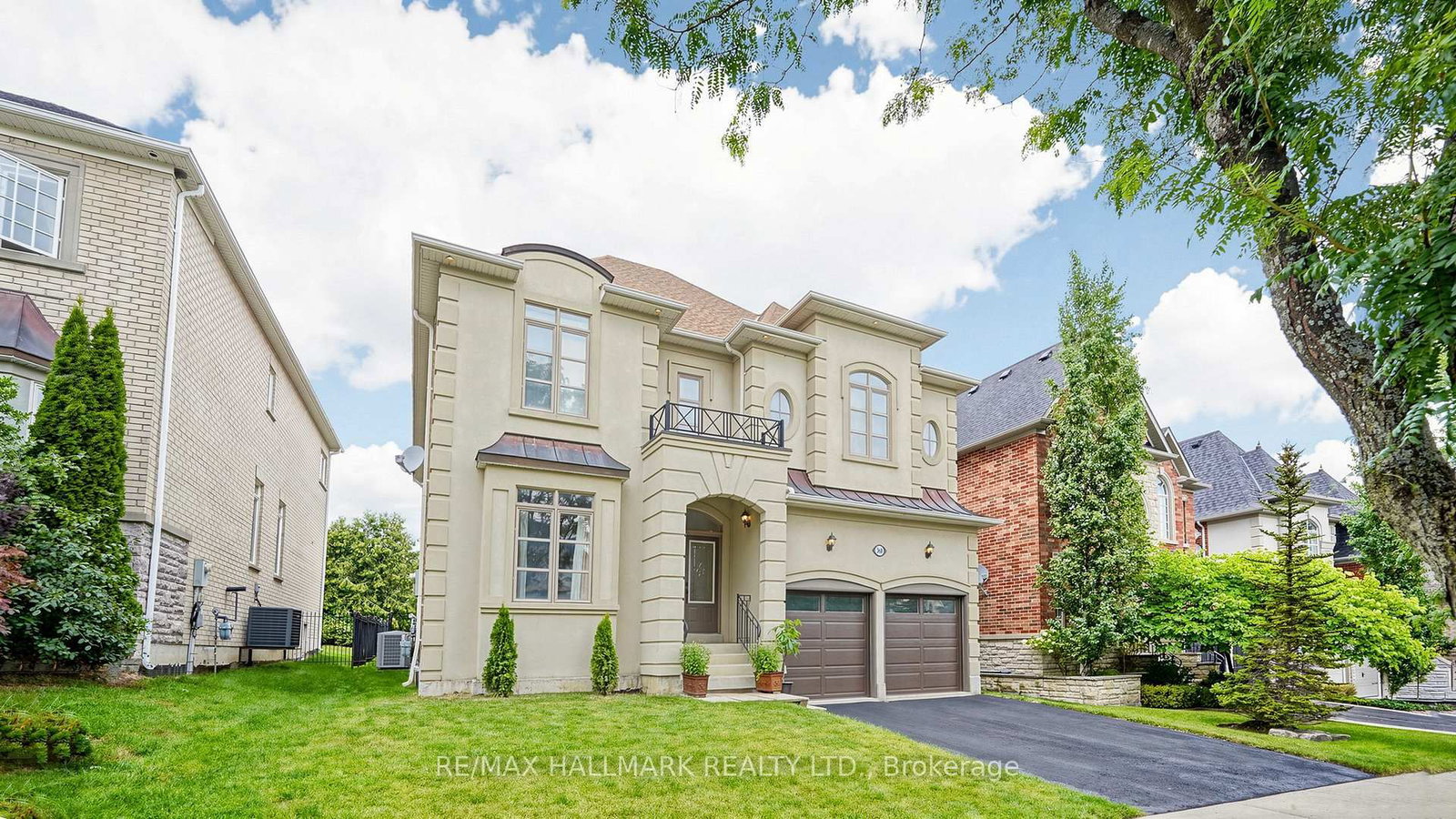 368 Paradelle Drive • Richmond Hill, ON photo 3