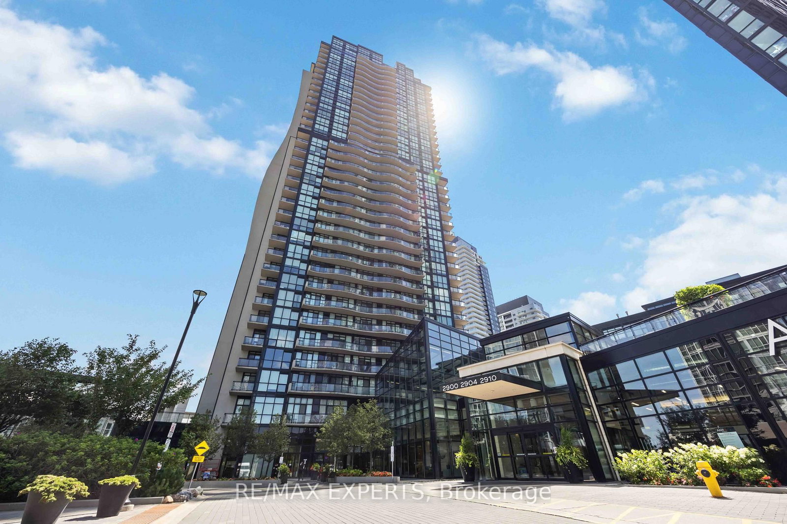 2900 Highway 7 Road • #902 • Vaughan, ON photo 1