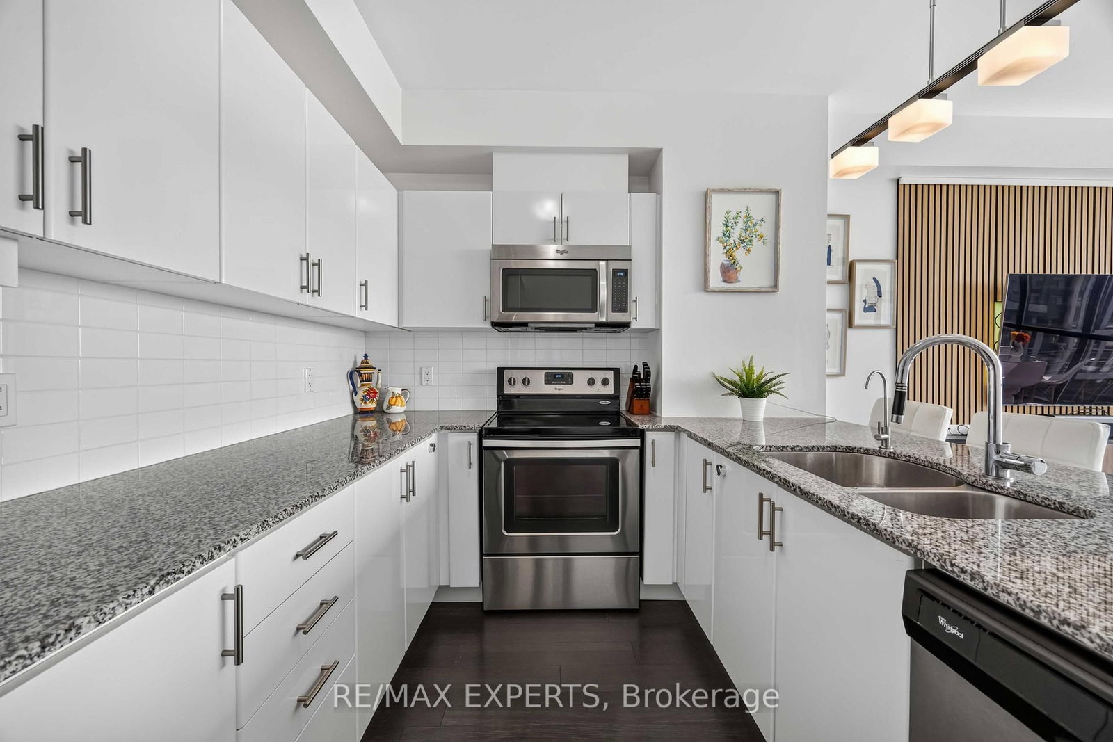 2900 Highway 7 Road • #902 • Vaughan, ON photo 15