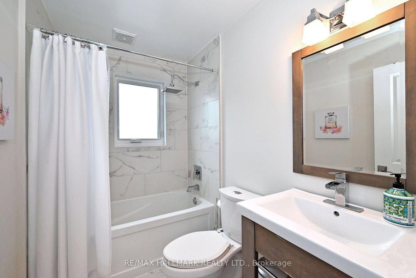 334 Stewart Street • Newmarket, ON photo 19