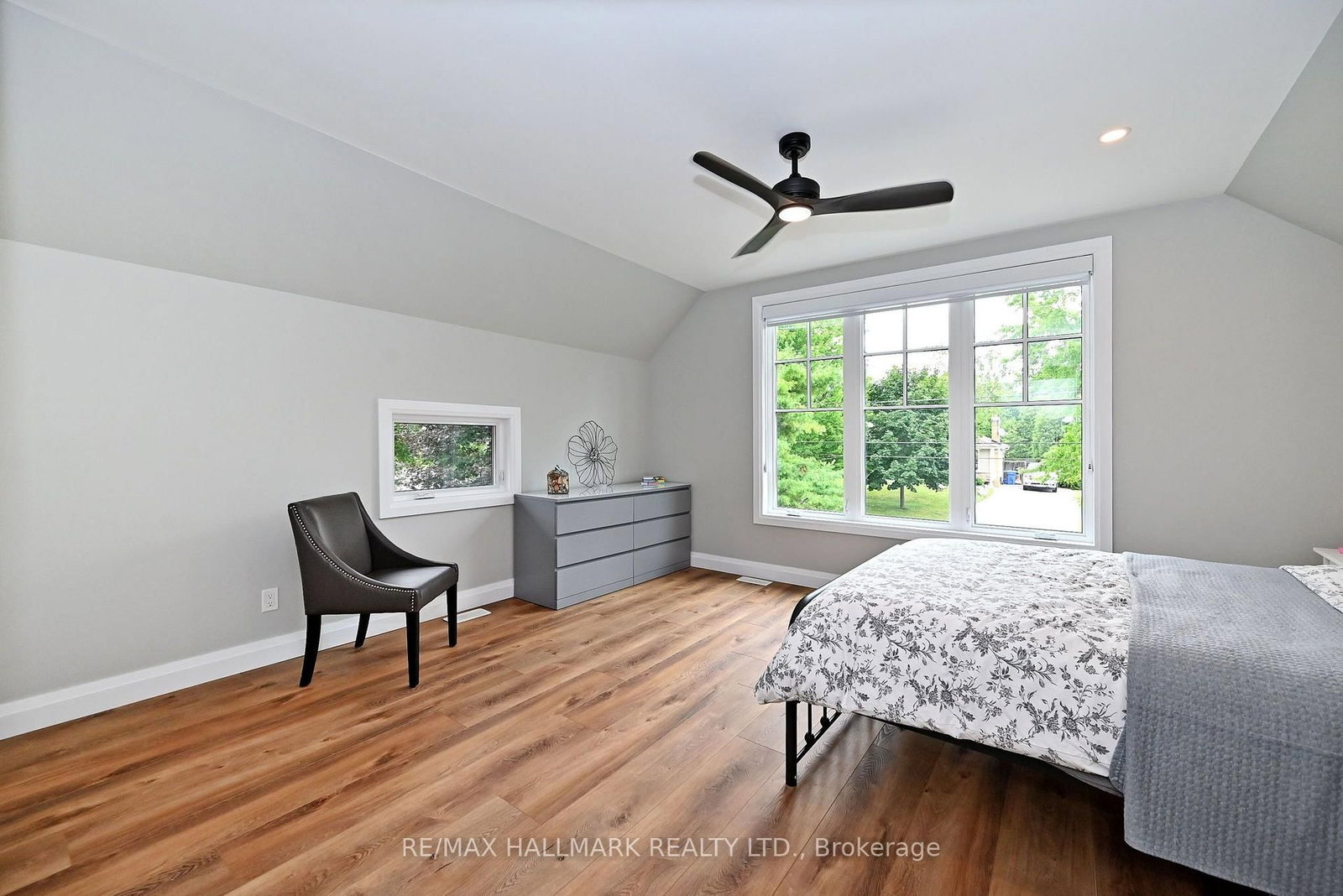 334 Stewart Street • Newmarket, ON photo 31