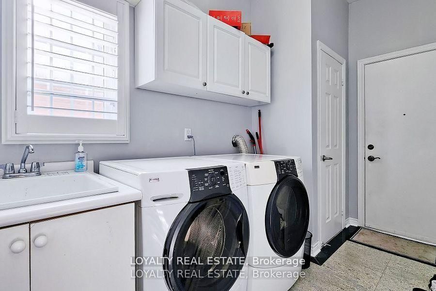 97 Song Bird Drive • Markham, ON photo 29