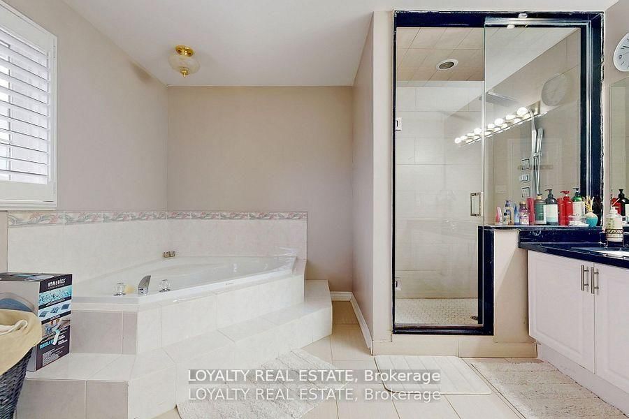 97 Song Bird Drive • Markham, ON photo 32