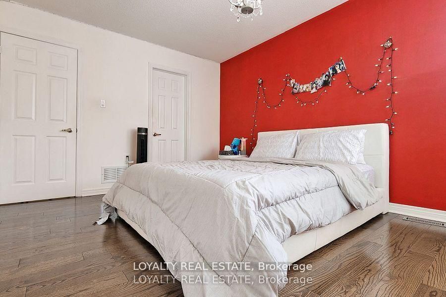 97 Song Bird Drive • Markham, ON photo 38