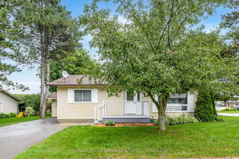 92 Tecumseth Pines Drive
