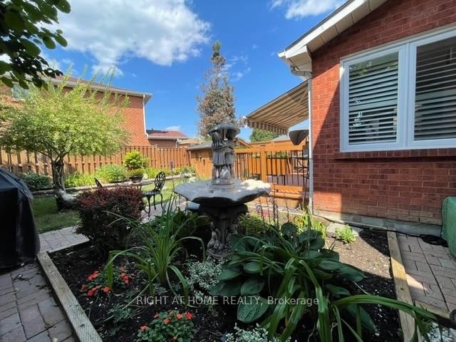 70 Bellona Street • Vaughan, ON photo 9
