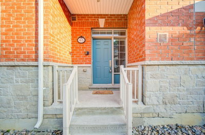 45 Ormerod Lane • Richmond Hill, ON photo 2