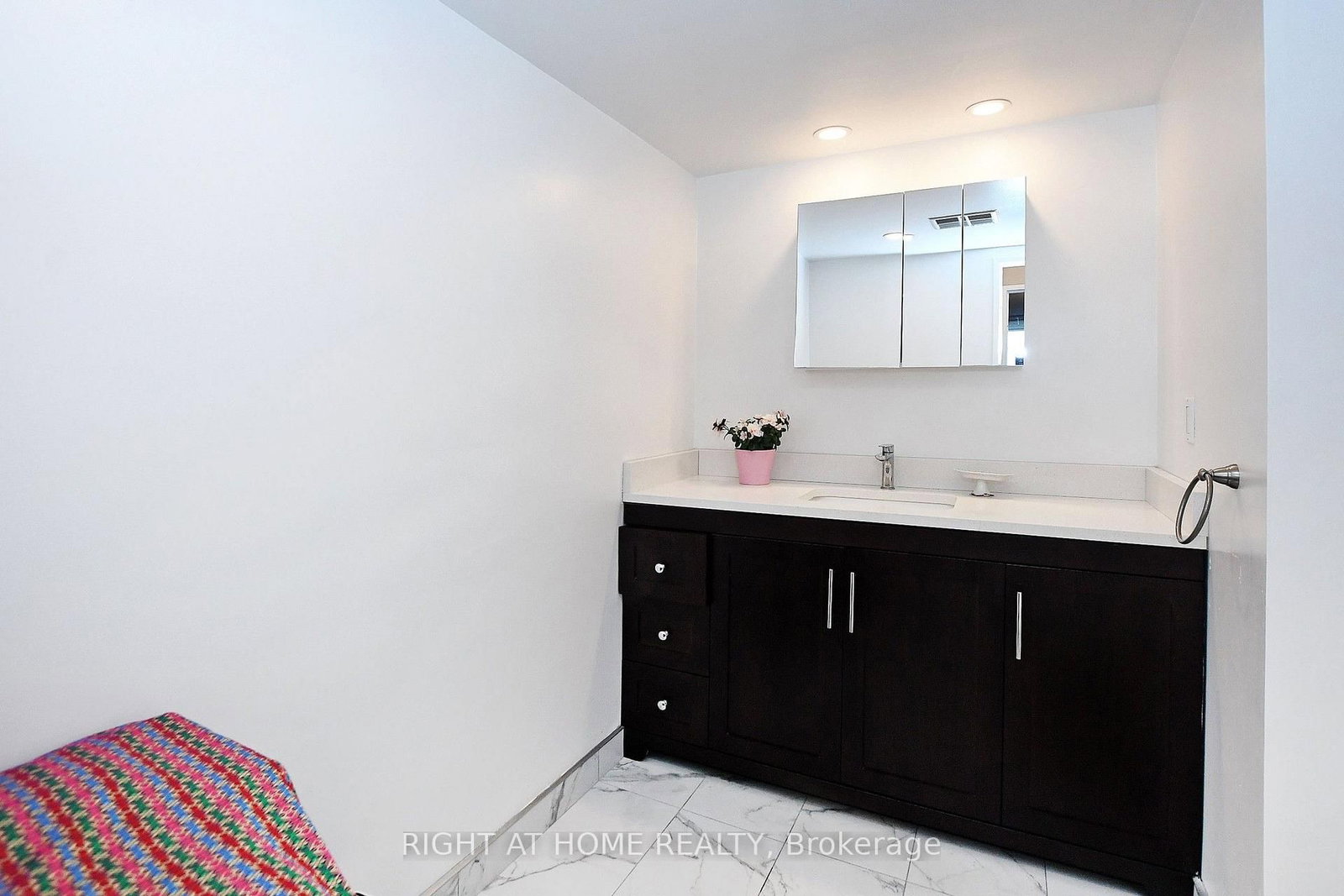 60 Inverlochy Boulevard • #806 • Markham, ON photo 30