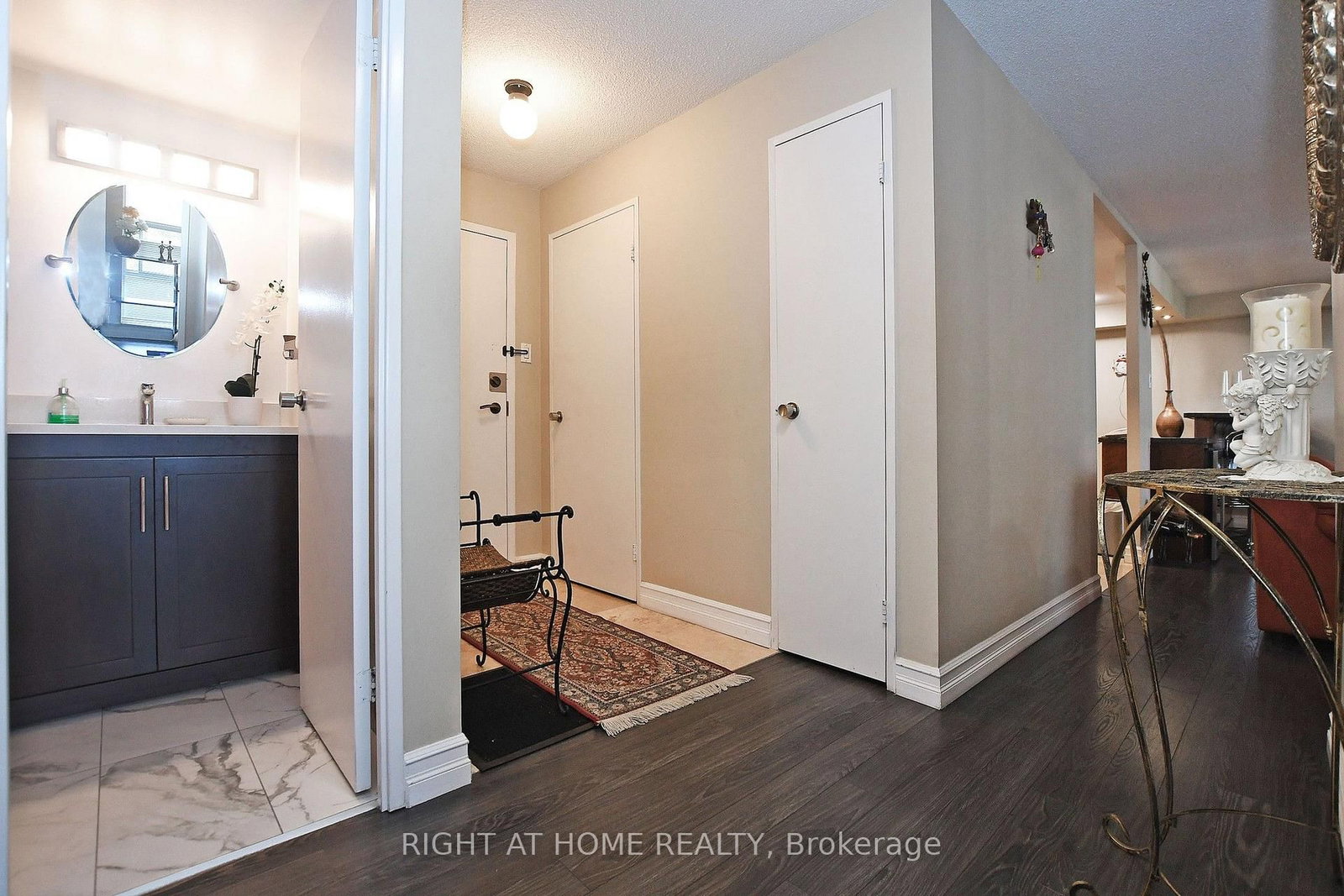 60 Inverlochy Boulevard • #806 • Markham, ON photo 33