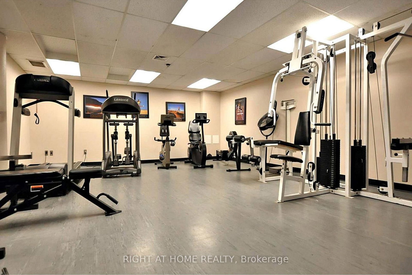 60 Inverlochy Boulevard • #806 • Markham, ON photo 37