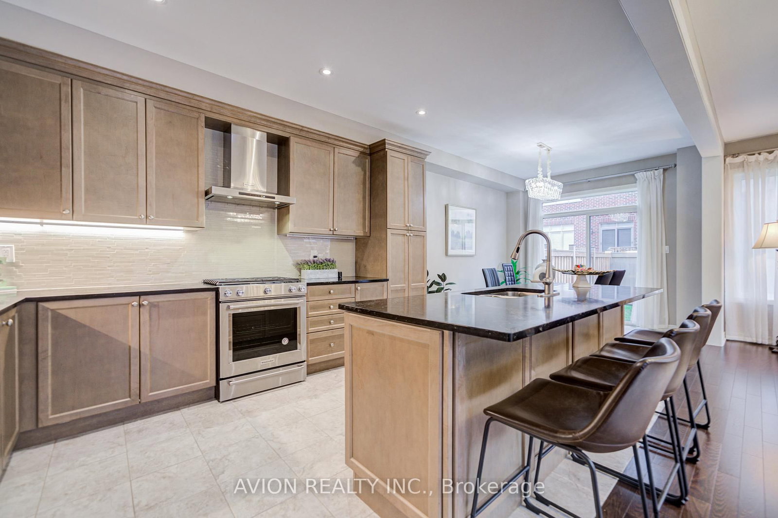 16 Callisto Lane • Richmond Hill, ON photo 11