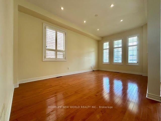 30 Chippingwood Manor