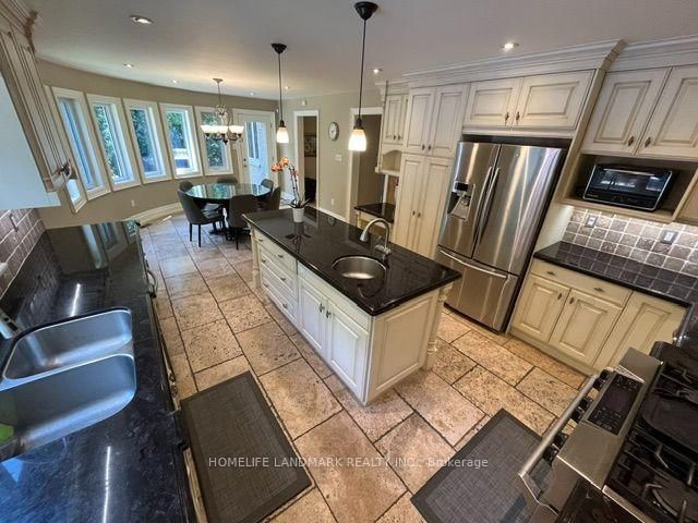 1102 Secretariate Road • Newmarket, ON photo 11