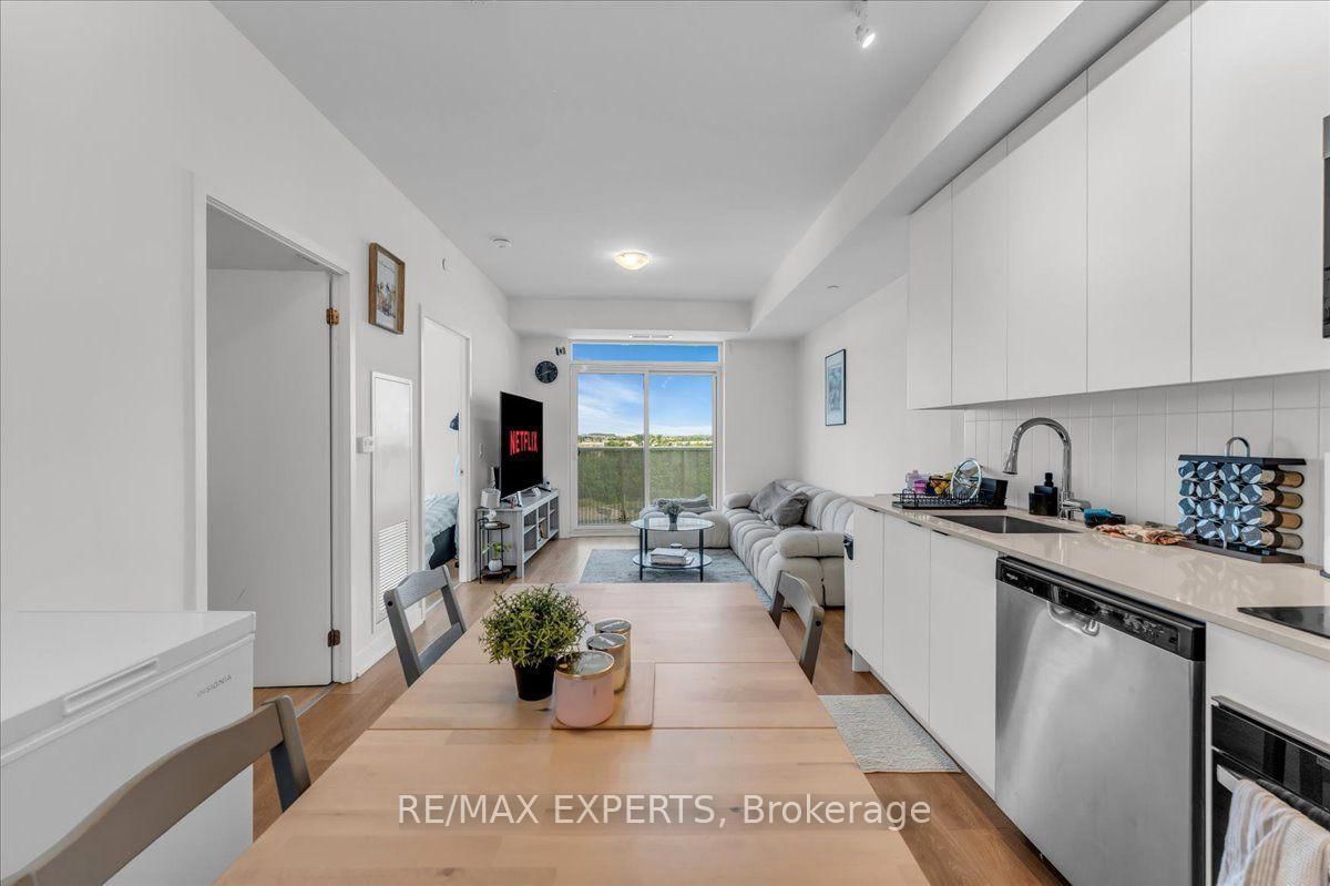 828-498 Caldari Rd, Vaughan, view 10