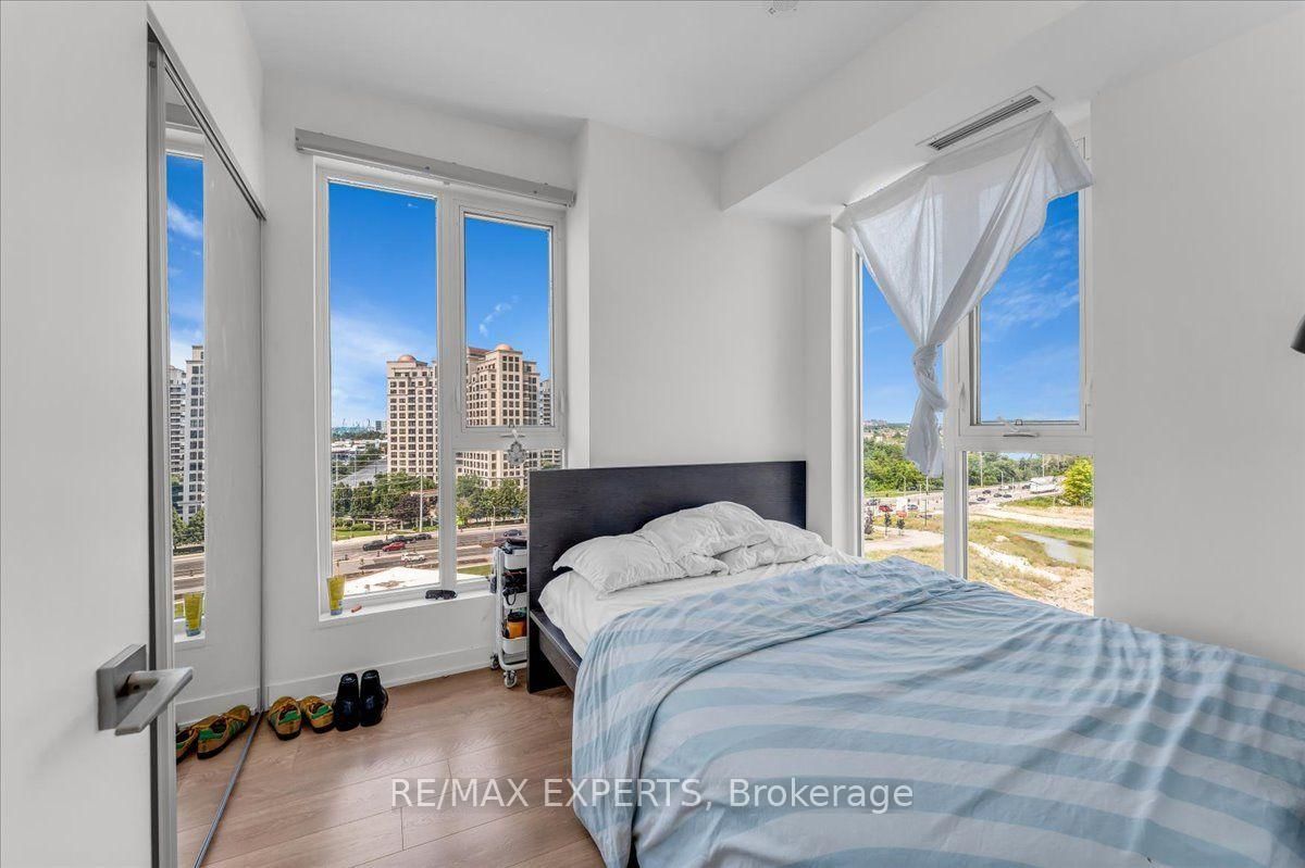828-498 Caldari Rd, Vaughan, view 17