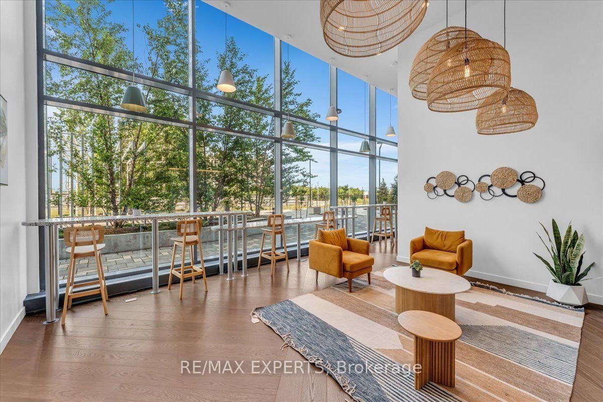 828-498 Caldari Rd, Vaughan, view 38