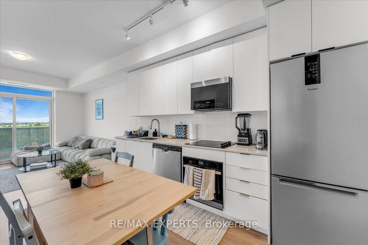 828-498 Caldari Rd, Vaughan, view 8