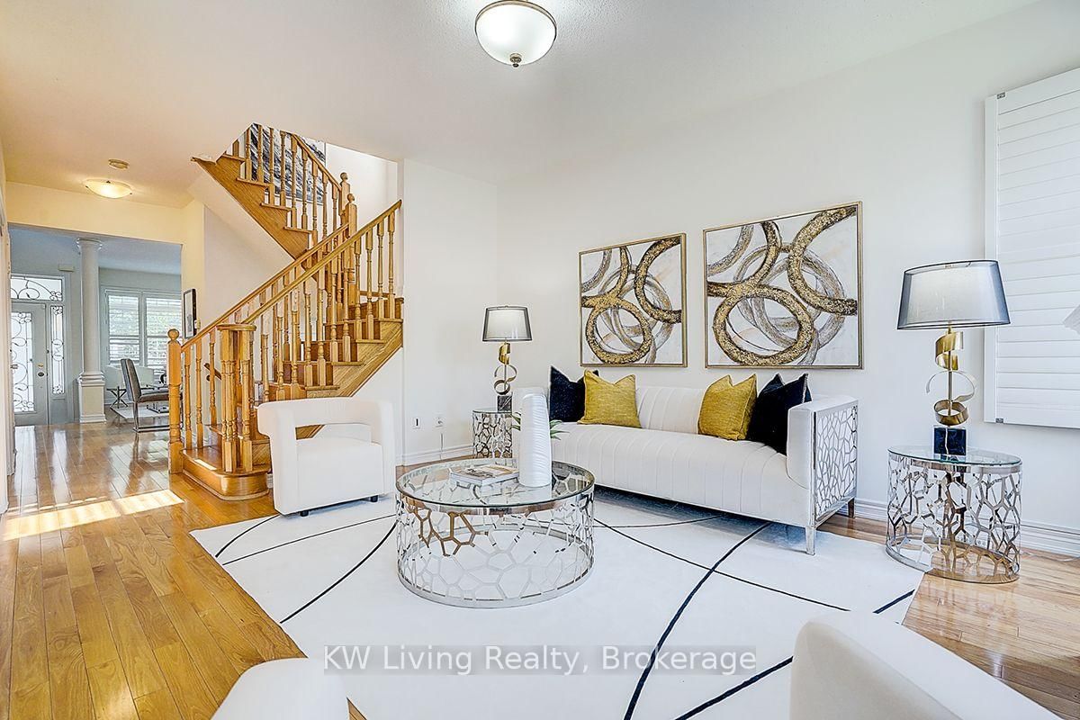16 Florelle Drive • Markham, ON photo 14