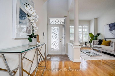16 Florelle Drive • Markham, ON photo 3