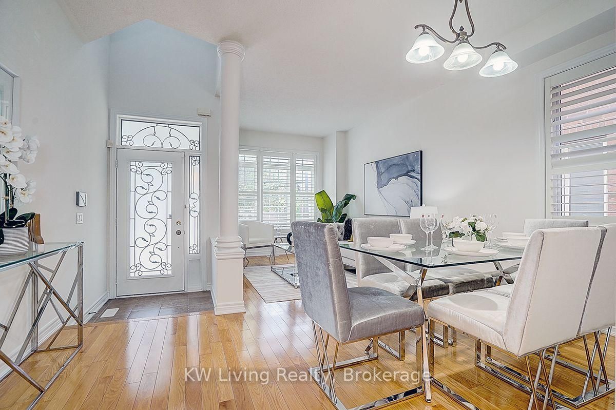 16 Florelle Drive • Markham, ON photo 4