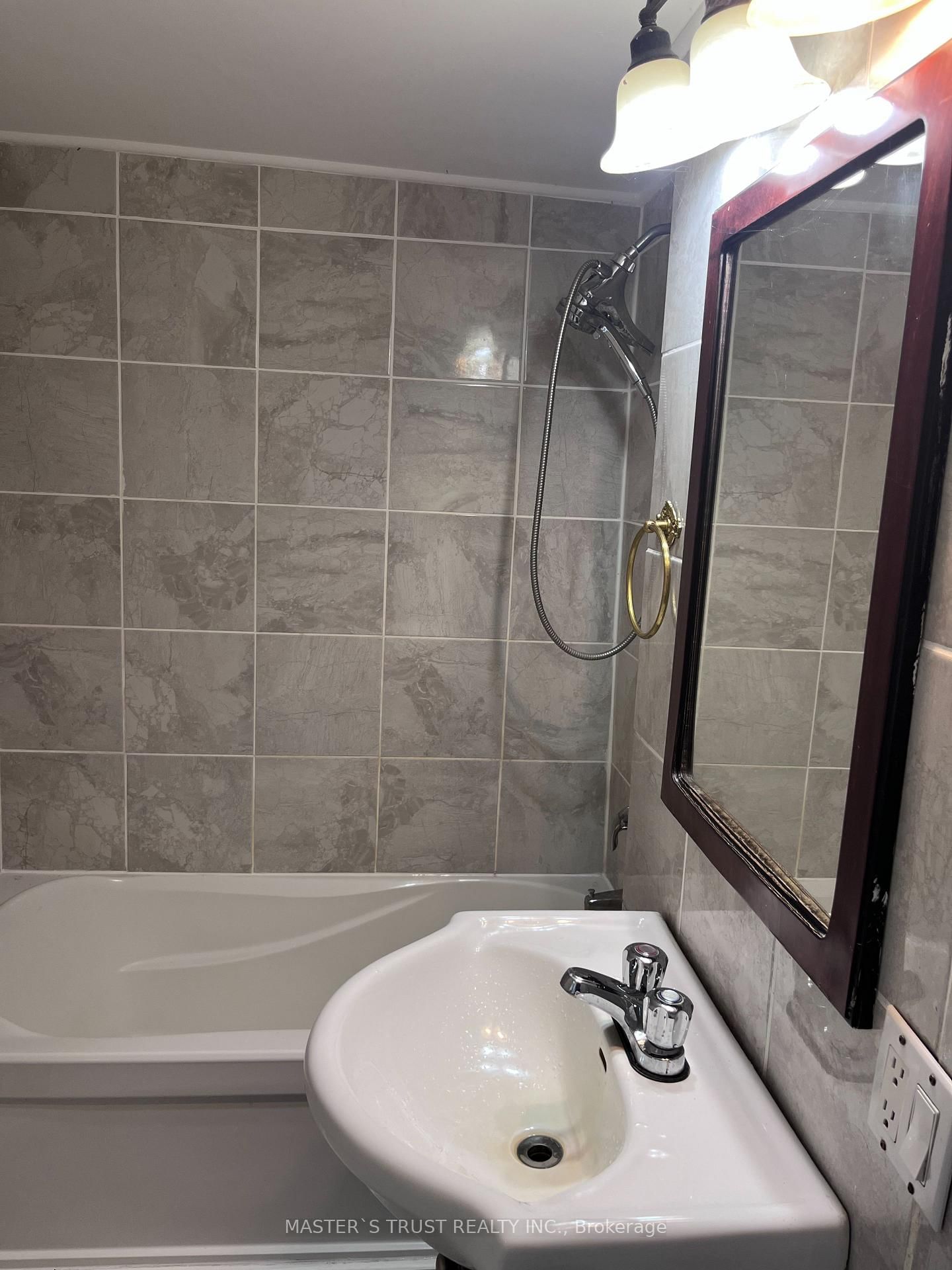 22156 Leslie Street N • East Gwillimbury, ON photo 12